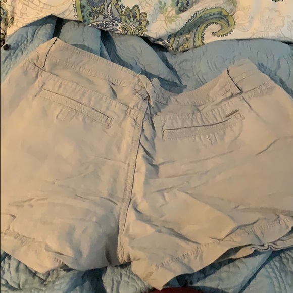 Linen shorts - Picture 2 of 2